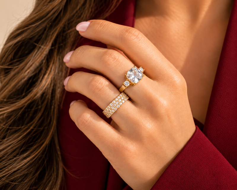 Elegante gouden ringen met schitterende stenen – Pamora