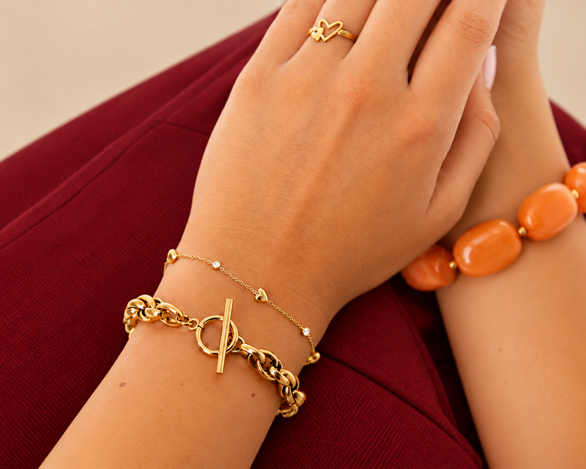 Tijdloze gouden armbanden voor een elegante dagelijkse look – Pamora